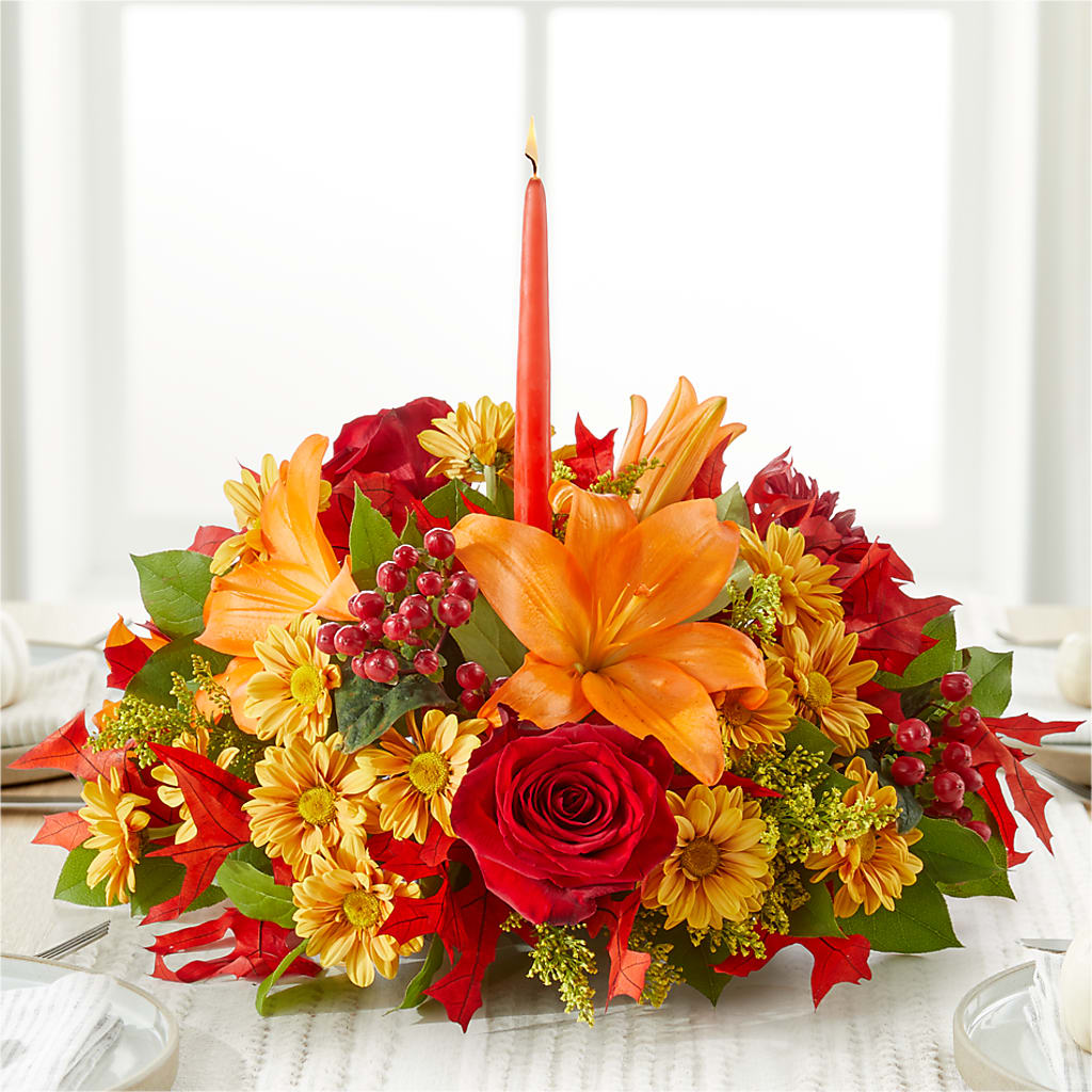 Autumn's Embrace Centerpiece – MC MAHON'S HOUSE OF FLOWERS INC, Kingston ON
