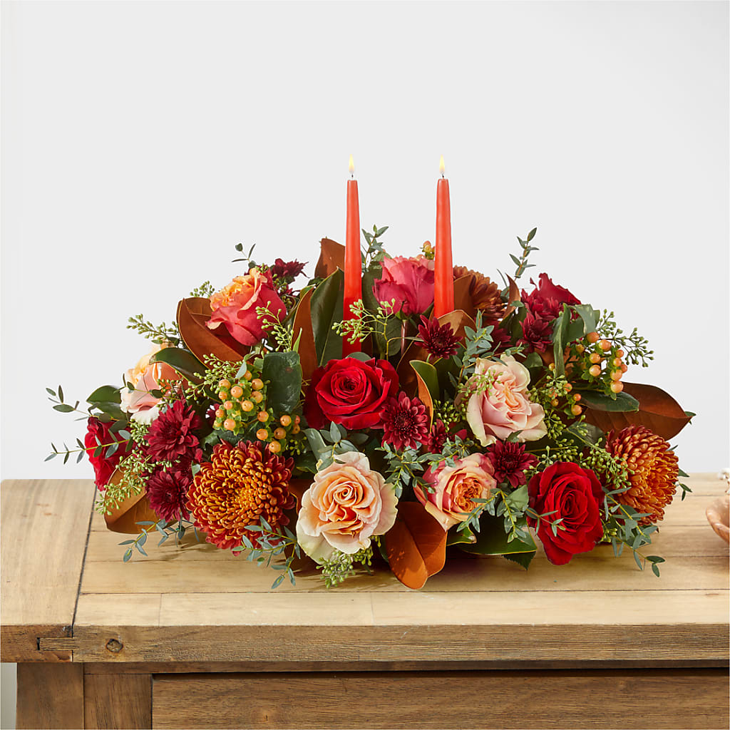 Gather Near Centerpiece – MC MAHON'S HOUSE OF FLOWERS INC, Kingston ON